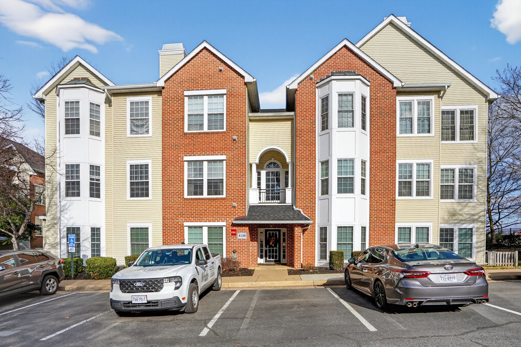 4138 Fountainside Lane